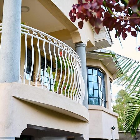 Forget Your Worries In This Serene 5 Bedroom Villa In Ngong 나이로비 외부 사진
