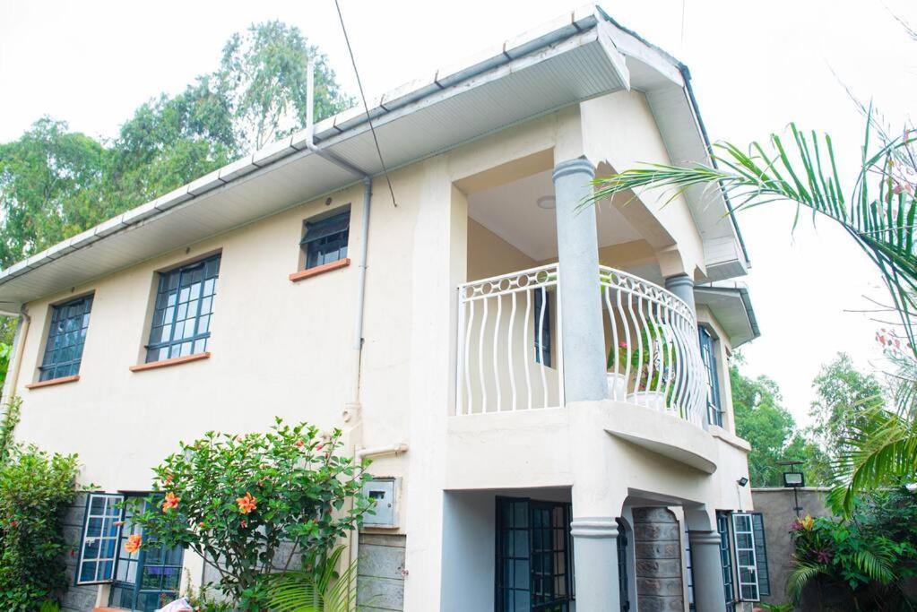 Forget Your Worries In This Serene 5 Bedroom Villa In Ngong 나이로비 외부 사진