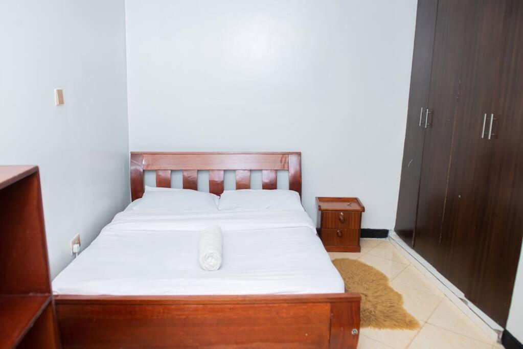 Forget Your Worries In This Serene 5 Bedroom Villa In Ngong 나이로비 외부 사진