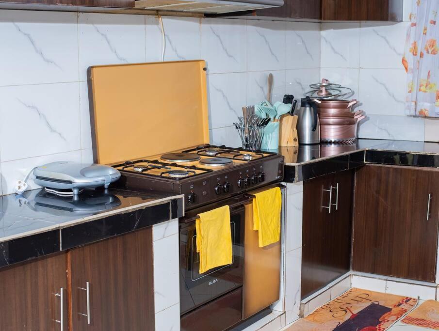 Forget Your Worries In This Serene 5 Bedroom Villa In Ngong 나이로비 외부 사진